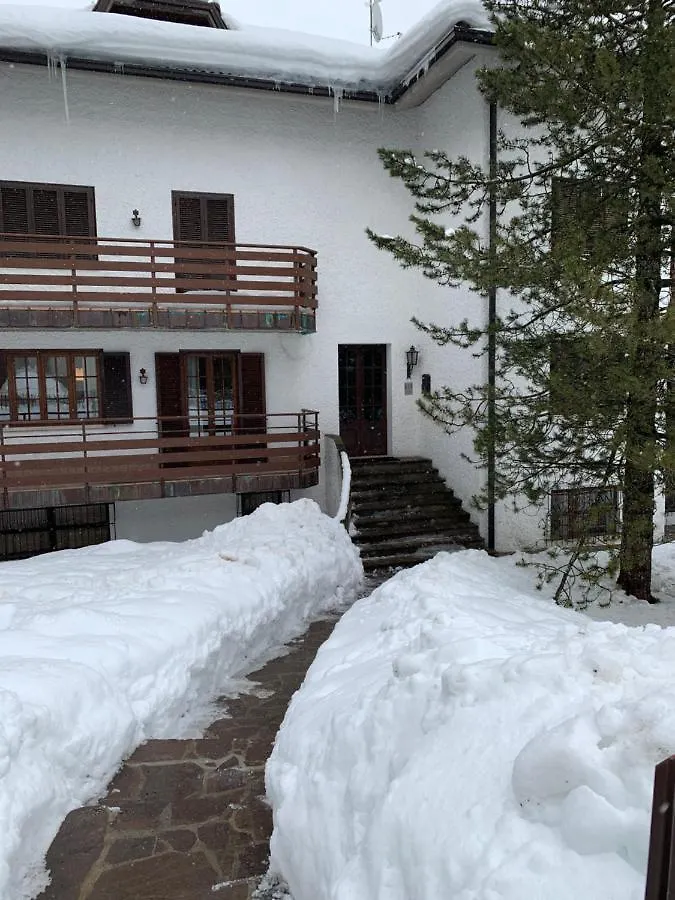Blue Mountain Apartment Ponte Di Legno Italy